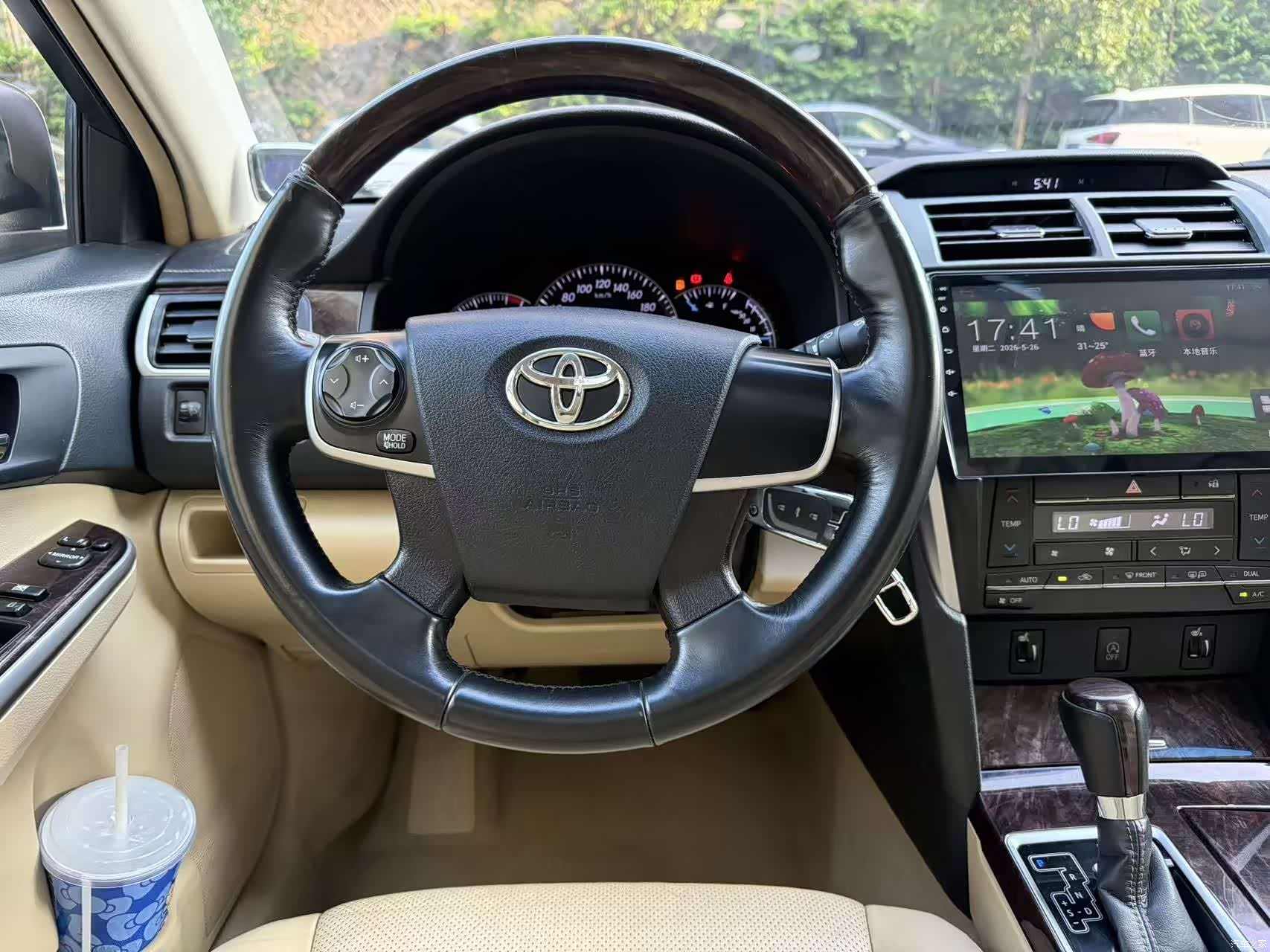 Toyota Camry, 2017 10