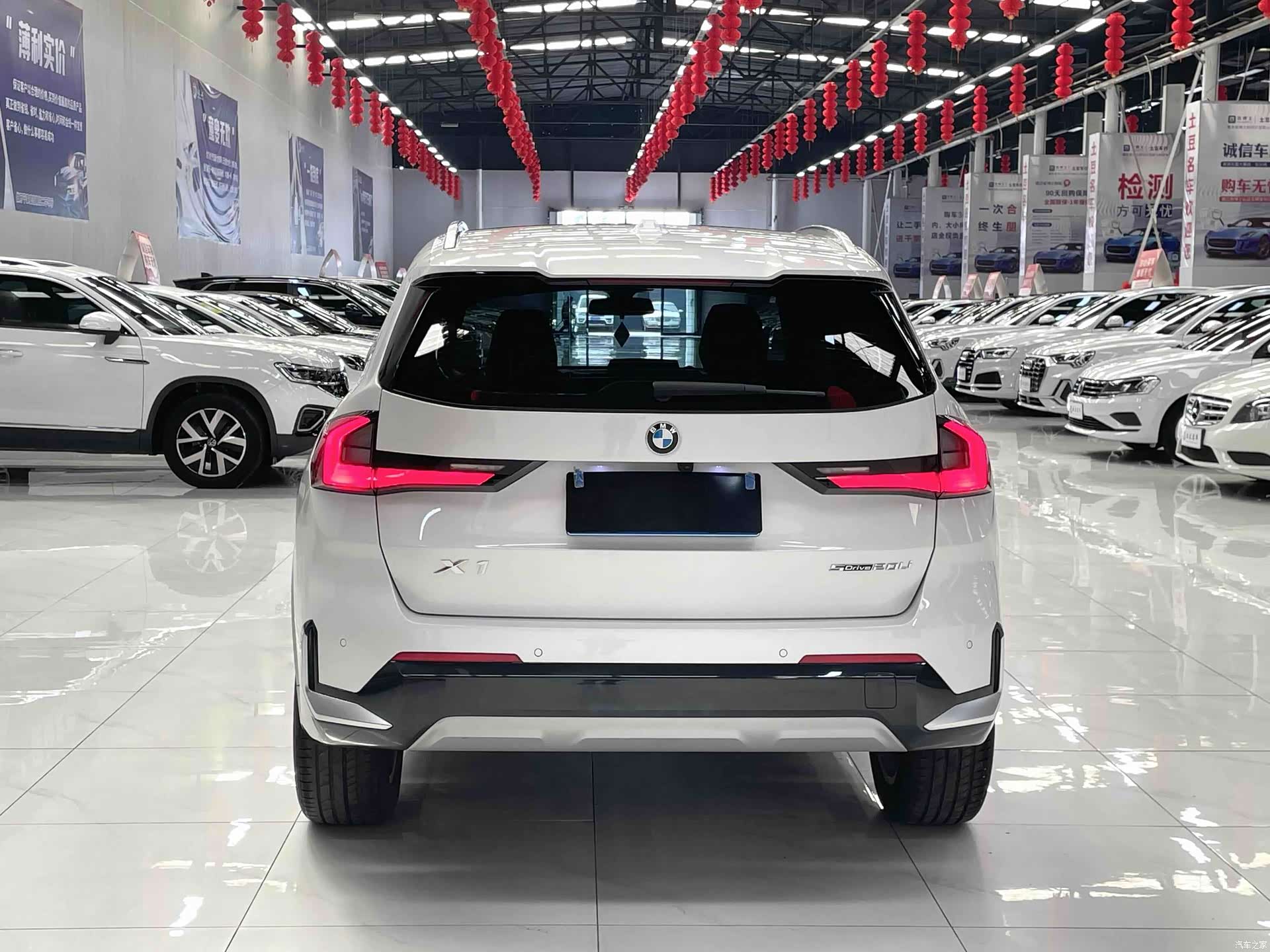 BMW X1, 2024 все фото