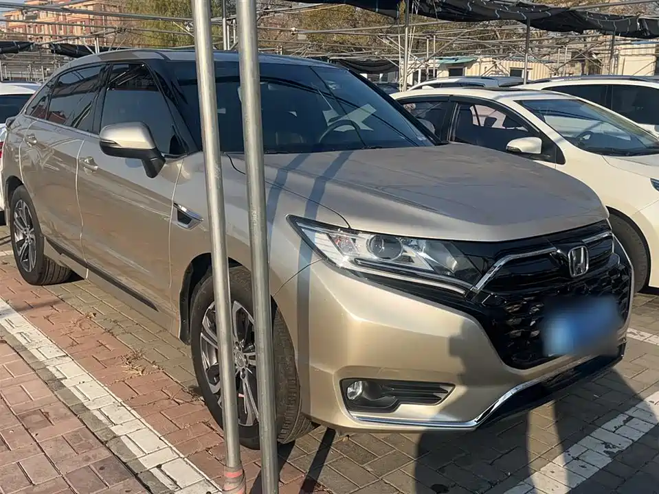 Honda UR-V