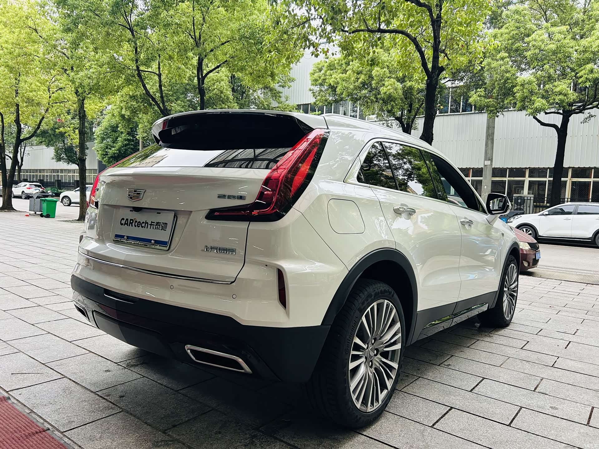 Cadillac XT4, 2024 8