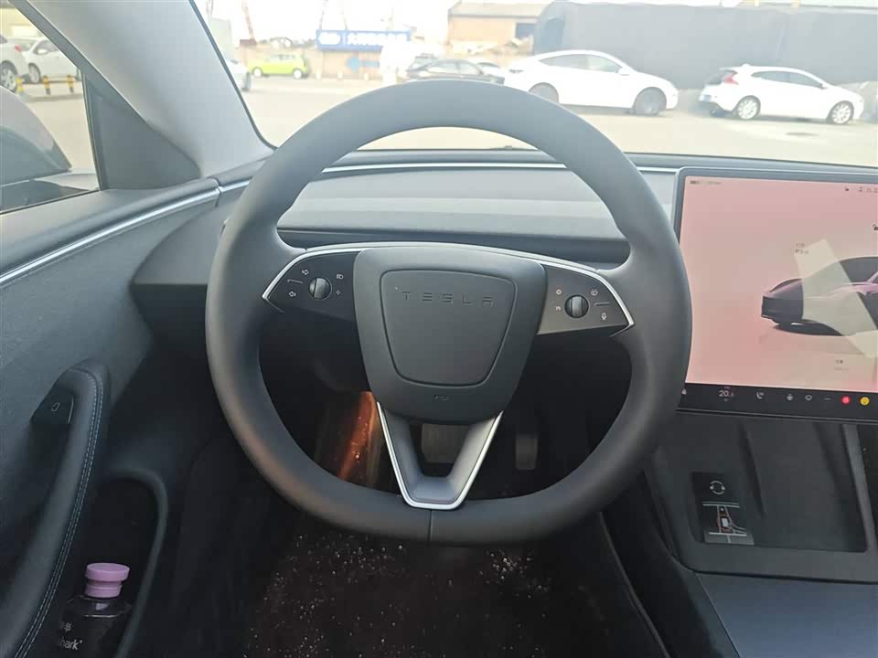 Tesla Model 3 Tesla Model 3