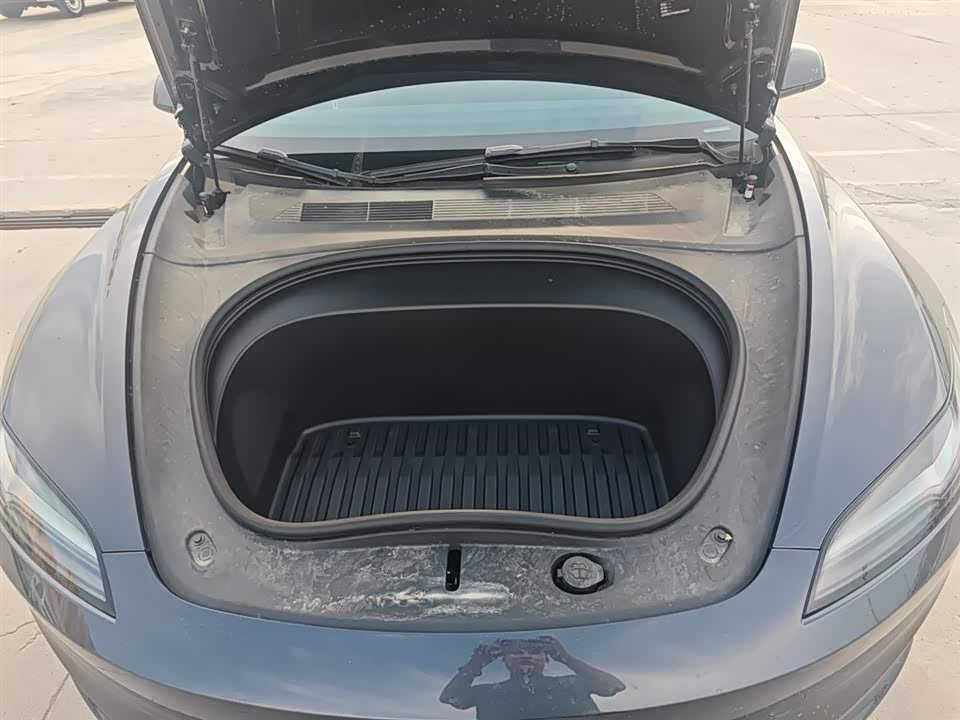 Tesla Model 3 Tesla Model 3