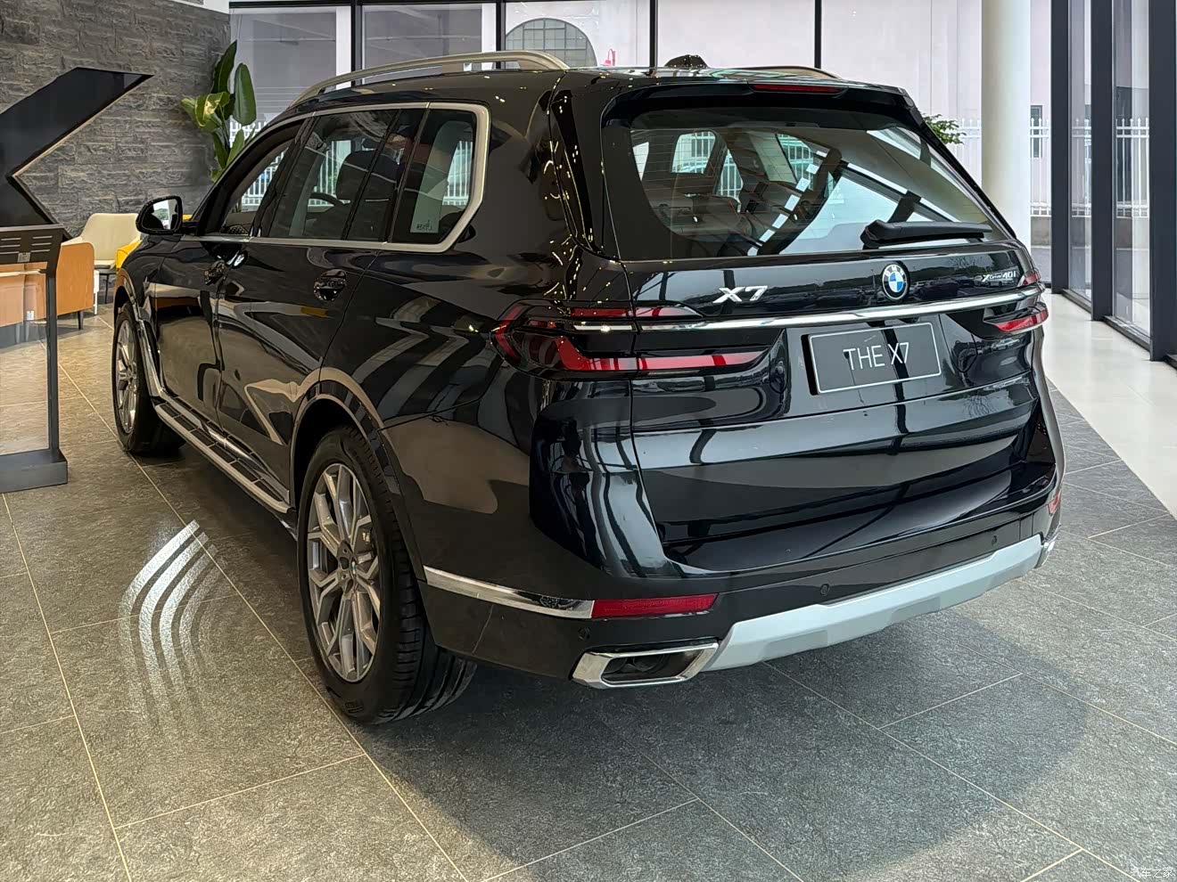 BMW X7, 1900 9