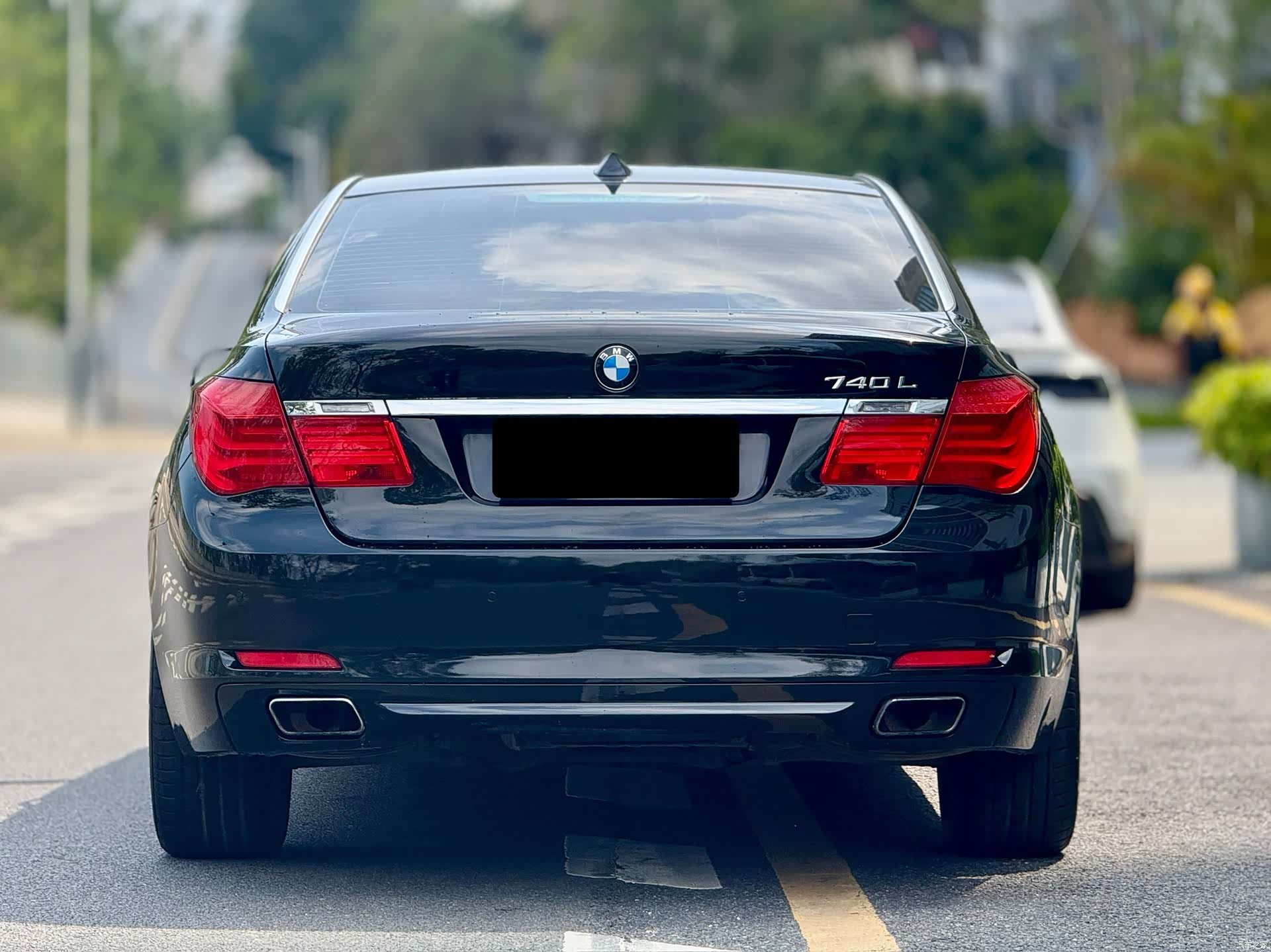BMW 7 Series, 2009 9