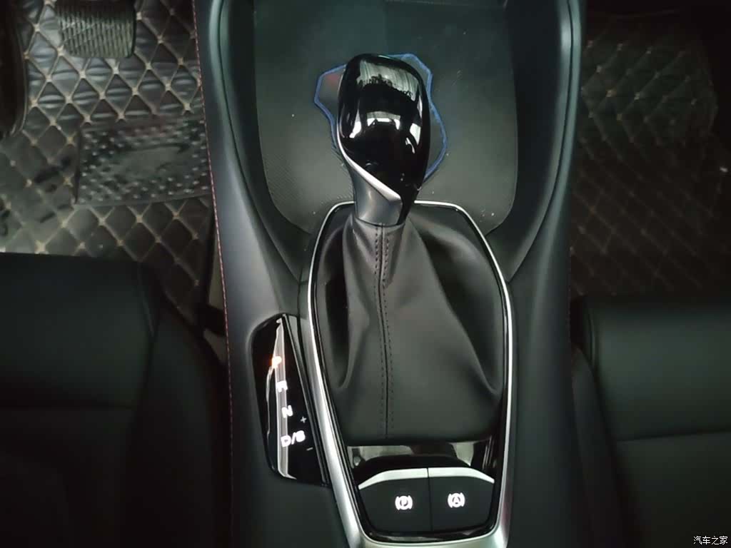 MG MG5, 2025 14