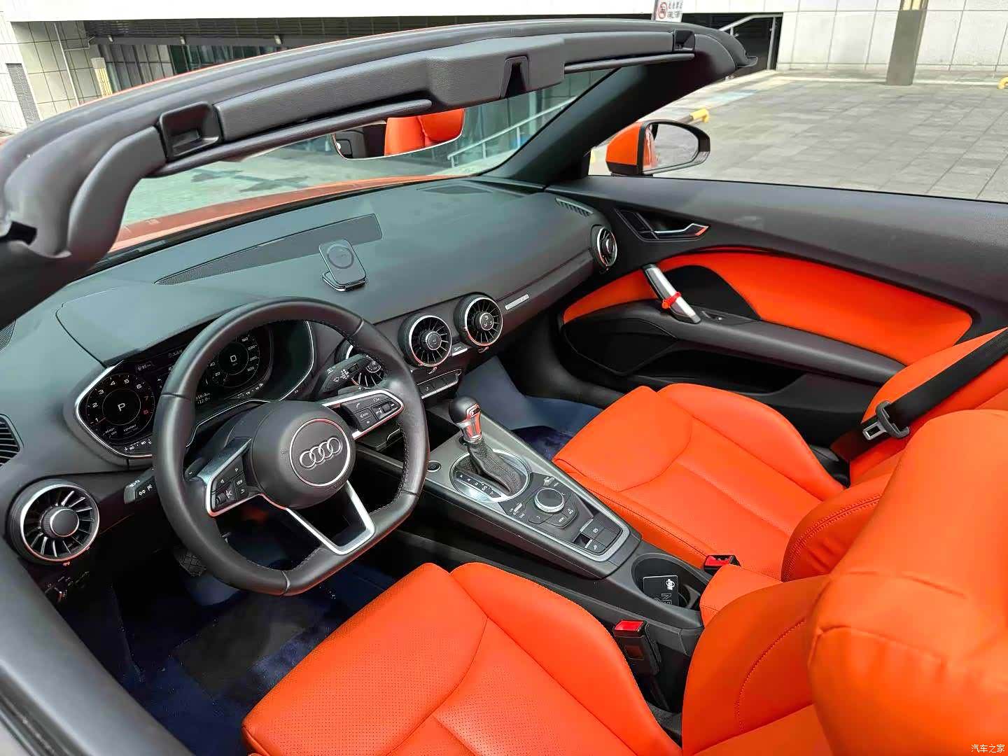 Audi TT, 2022 все фото