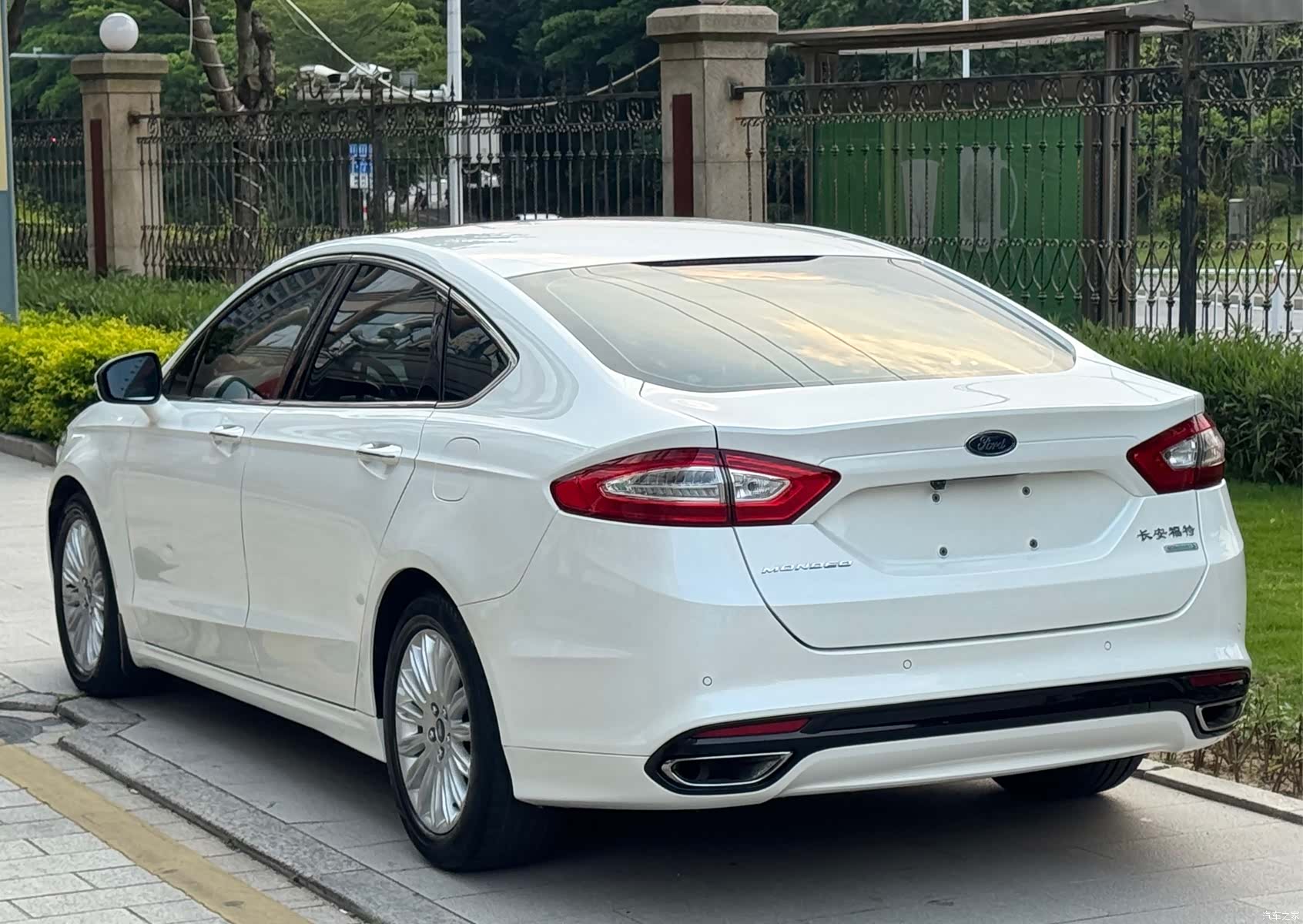 Ford Mondeo, 2016 6