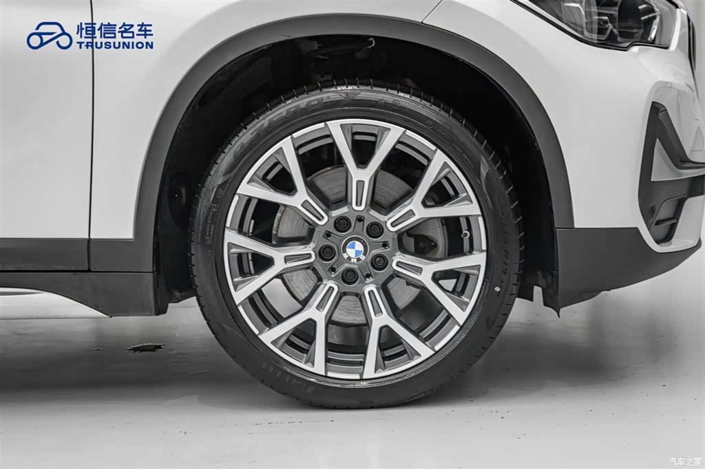 BMW X1, 2021 11