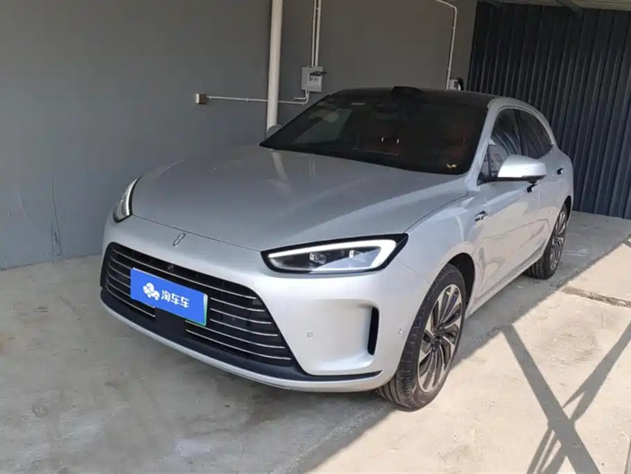 AITO Ask the world M5