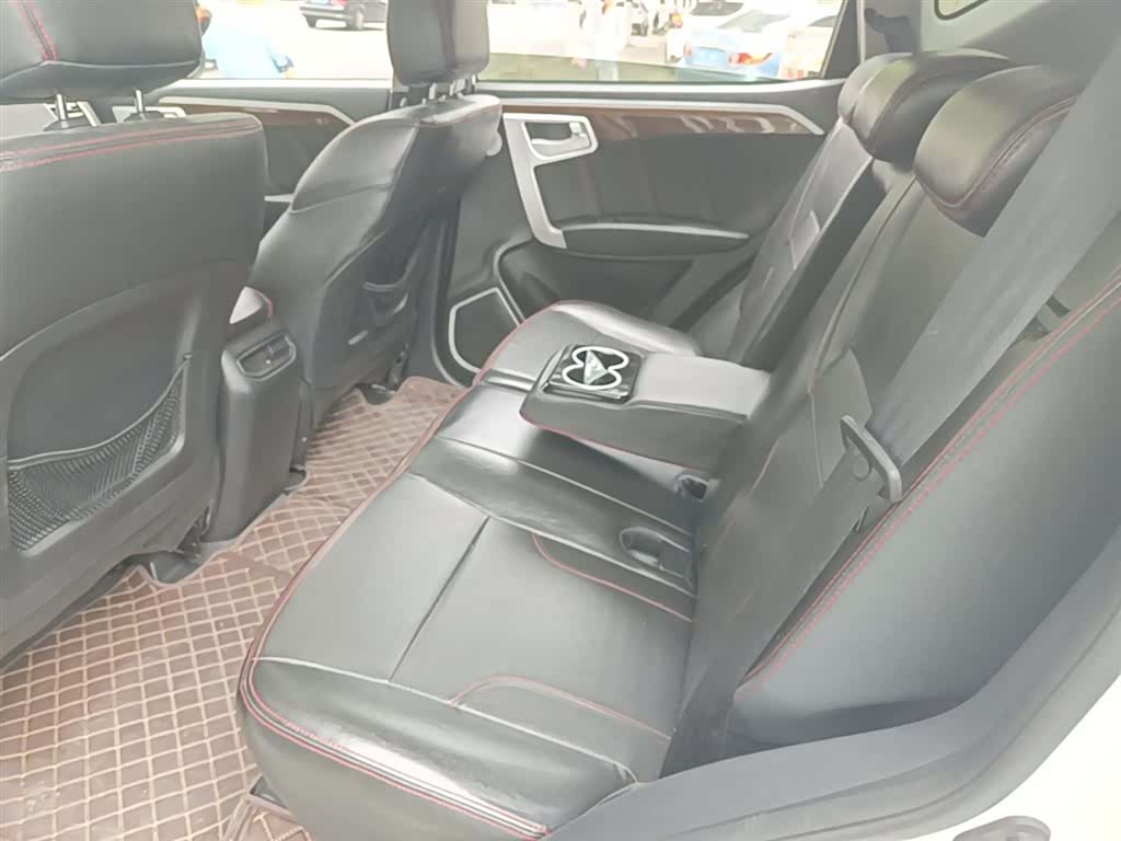 Geely GX7, 2015 17