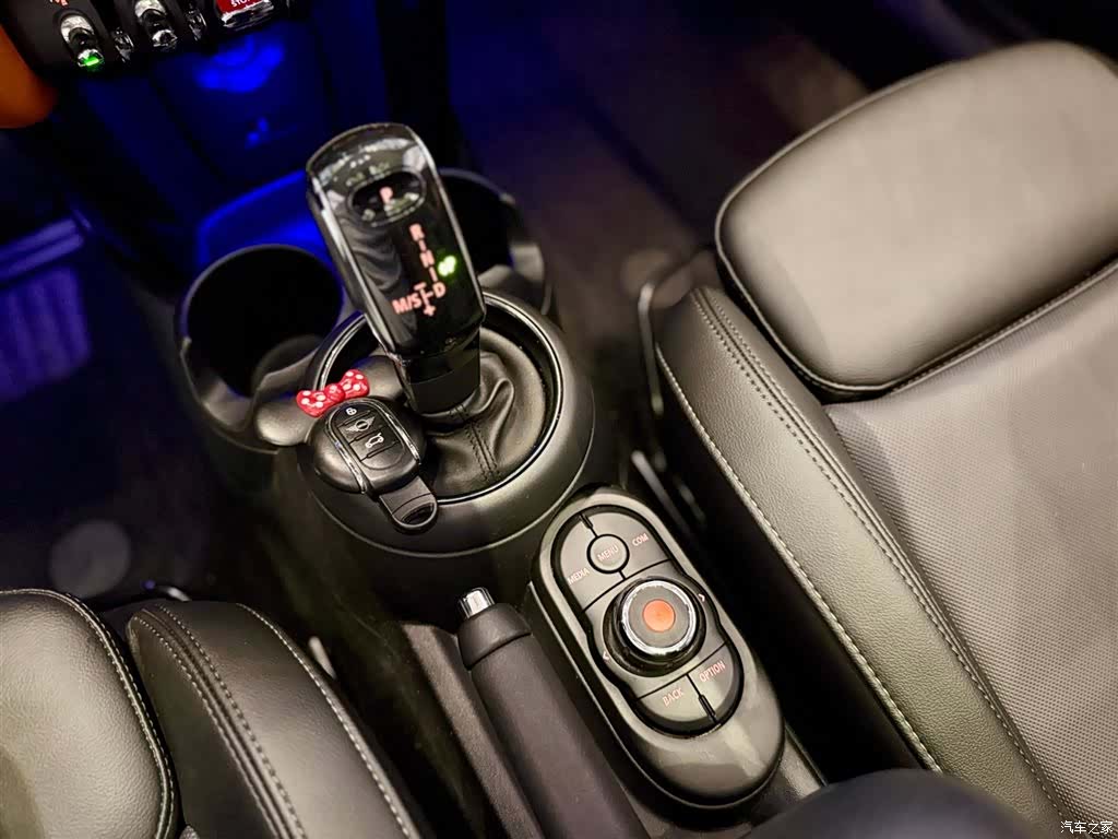 Mini Cooper, 2020 7