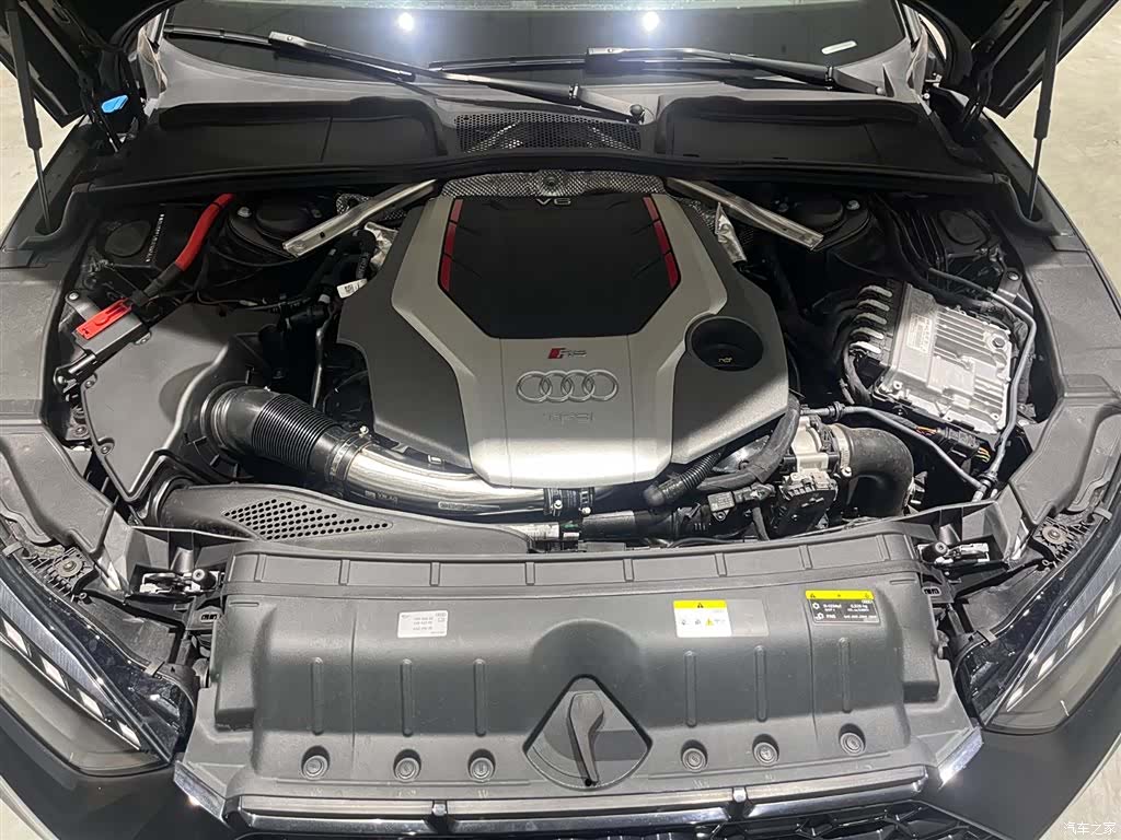 Audi RS, 2026 11