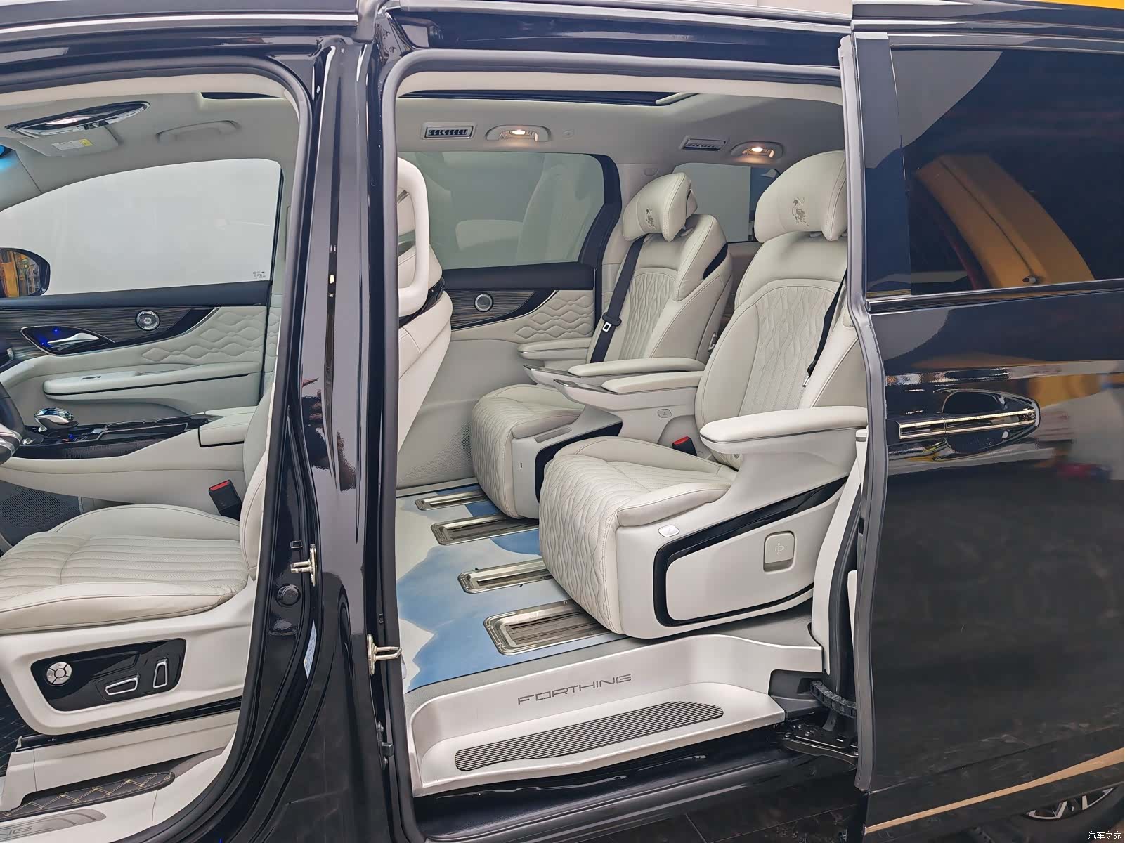DongFeng V9, 2024 17