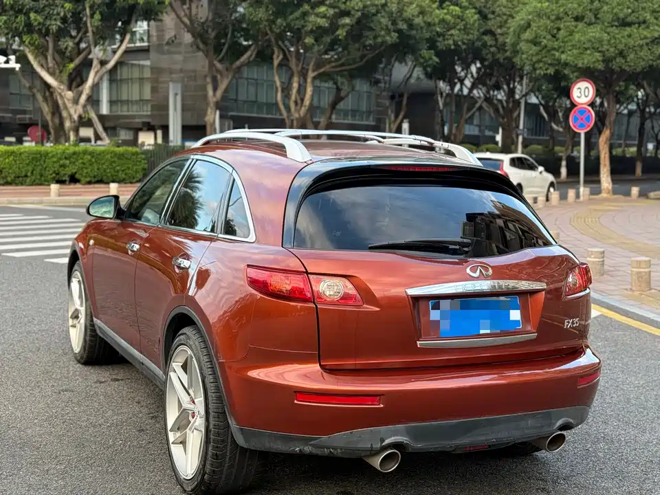 Infiniti FX