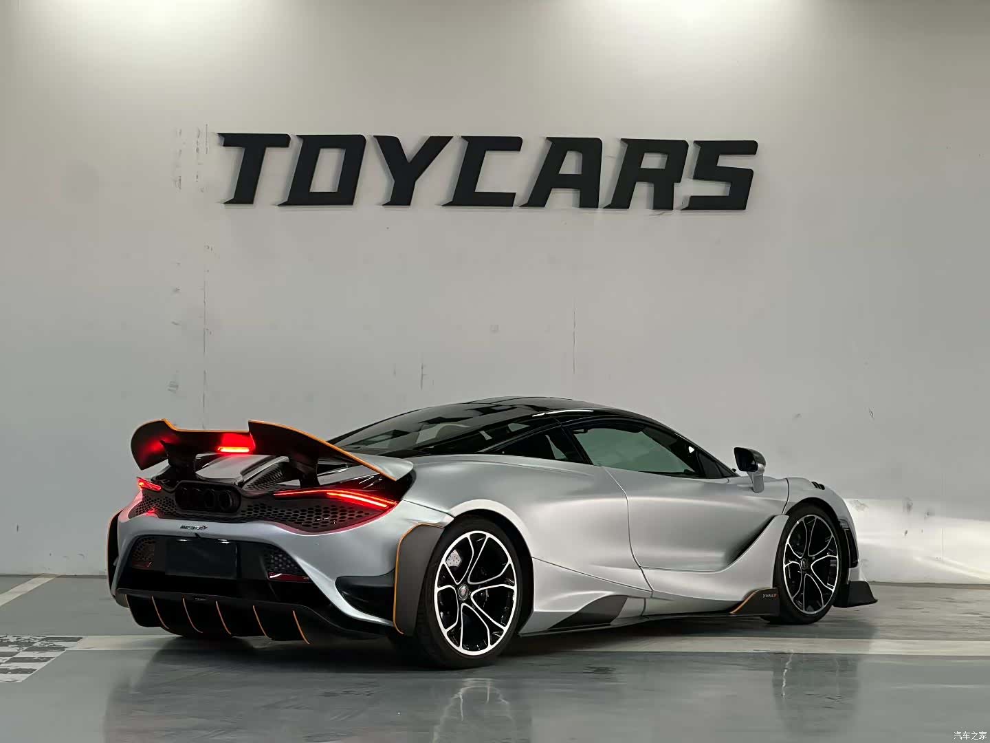 McLaren 720S, 2019 все фото