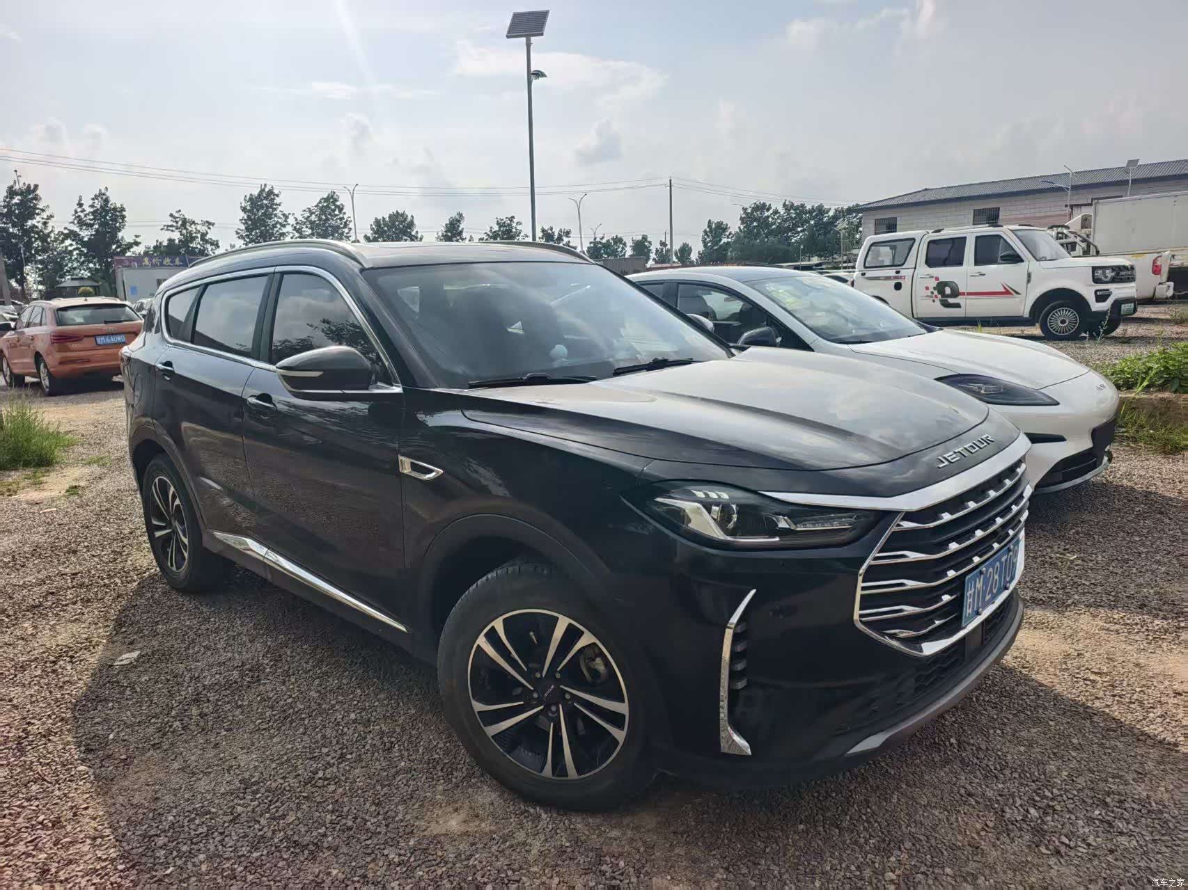 Jetour X70, 2022 3