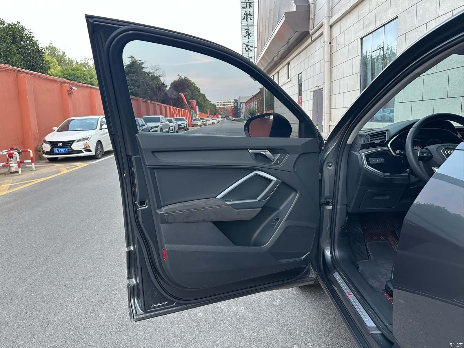 Audi Q3, 2023 18
