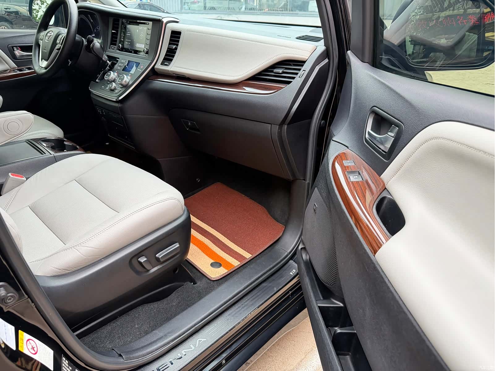 Toyota LTD, 2018 16