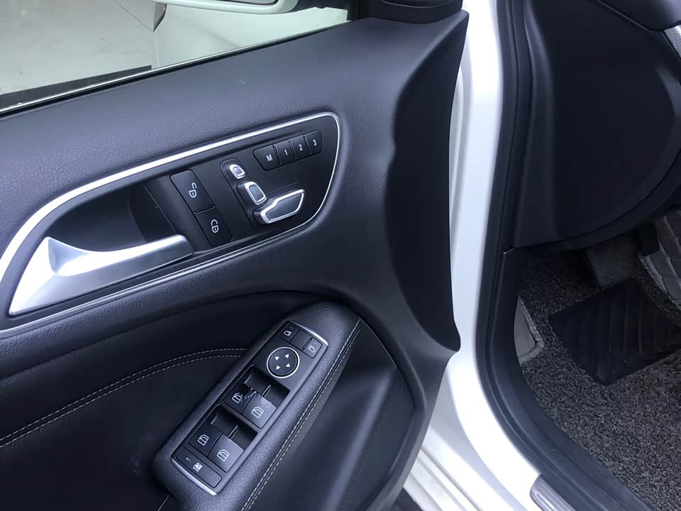 Mercedes-Benz Class B