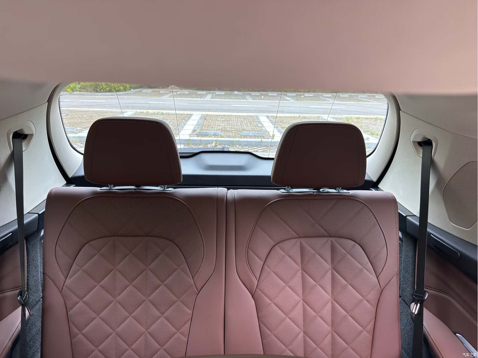 BMW X7, 2023 11