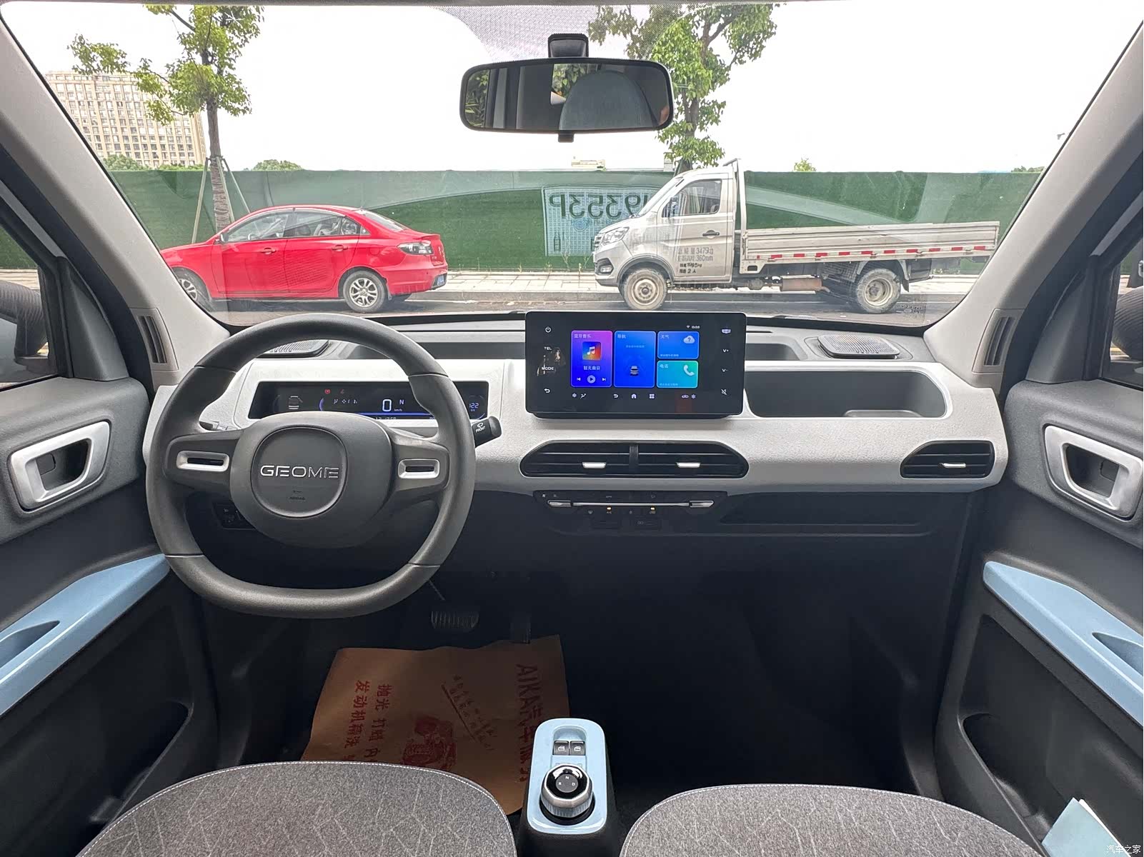 Geely Panda, 2024 12