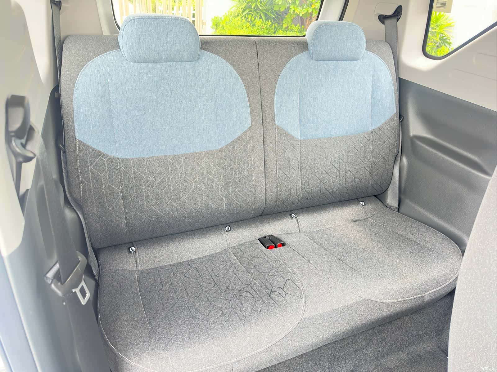 Geely Panda, 2024 11