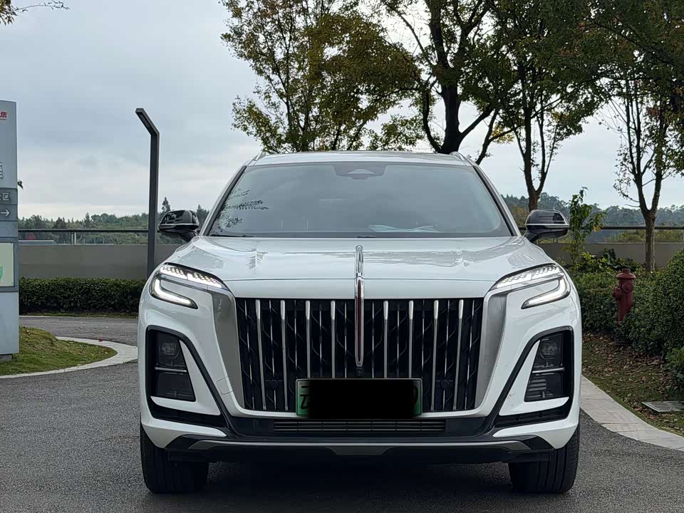 Hongqi HS3 PHEV