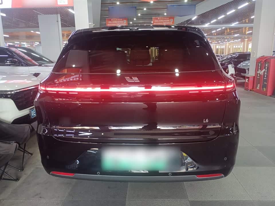 Li Auto Ideal L6