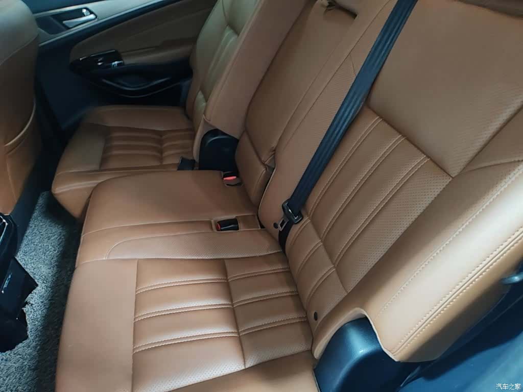 Changan CS95, 2017 13
