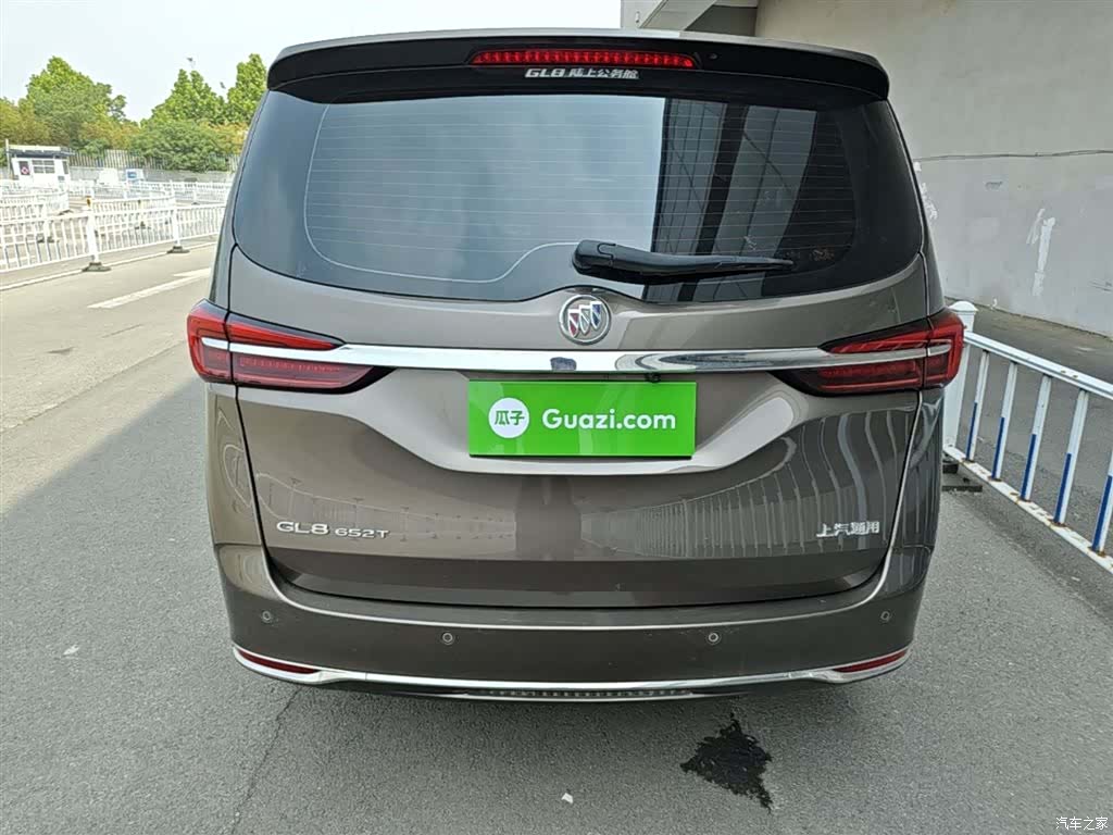 Buick GL8, 2021 6