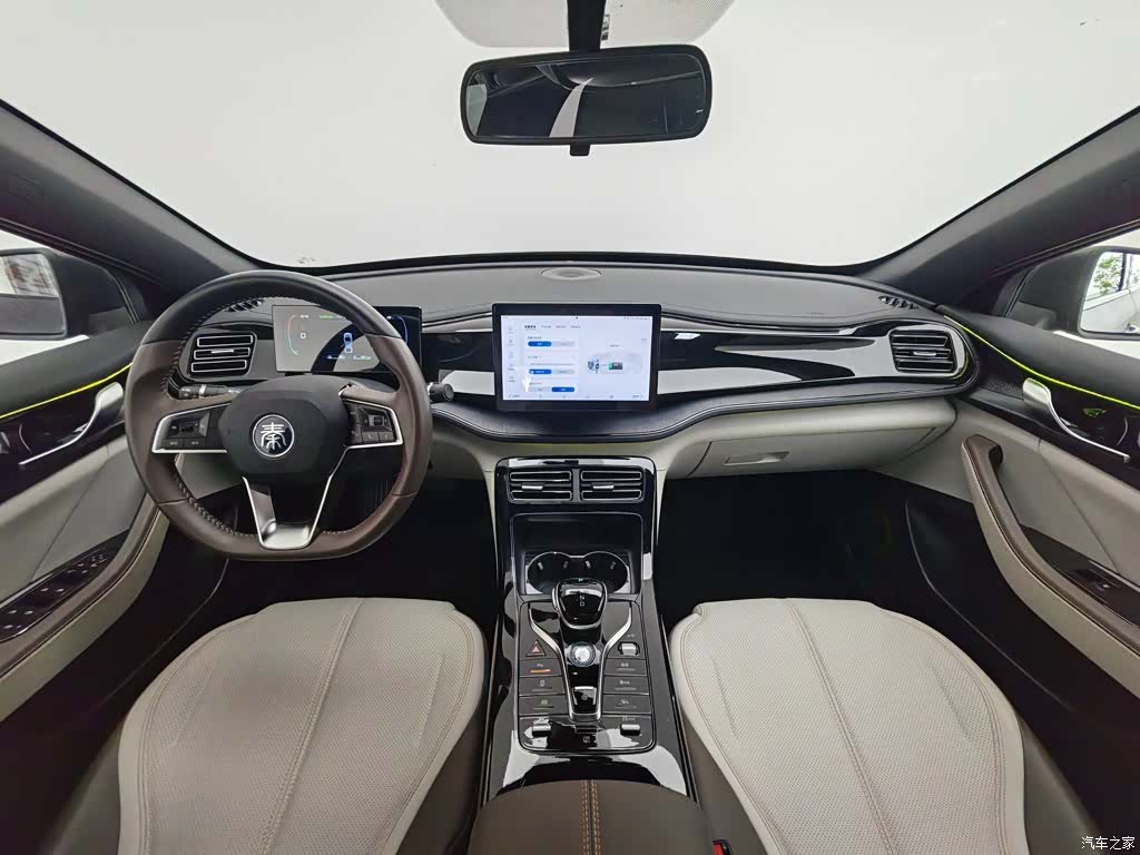 BYD Qin, 2023 все фото