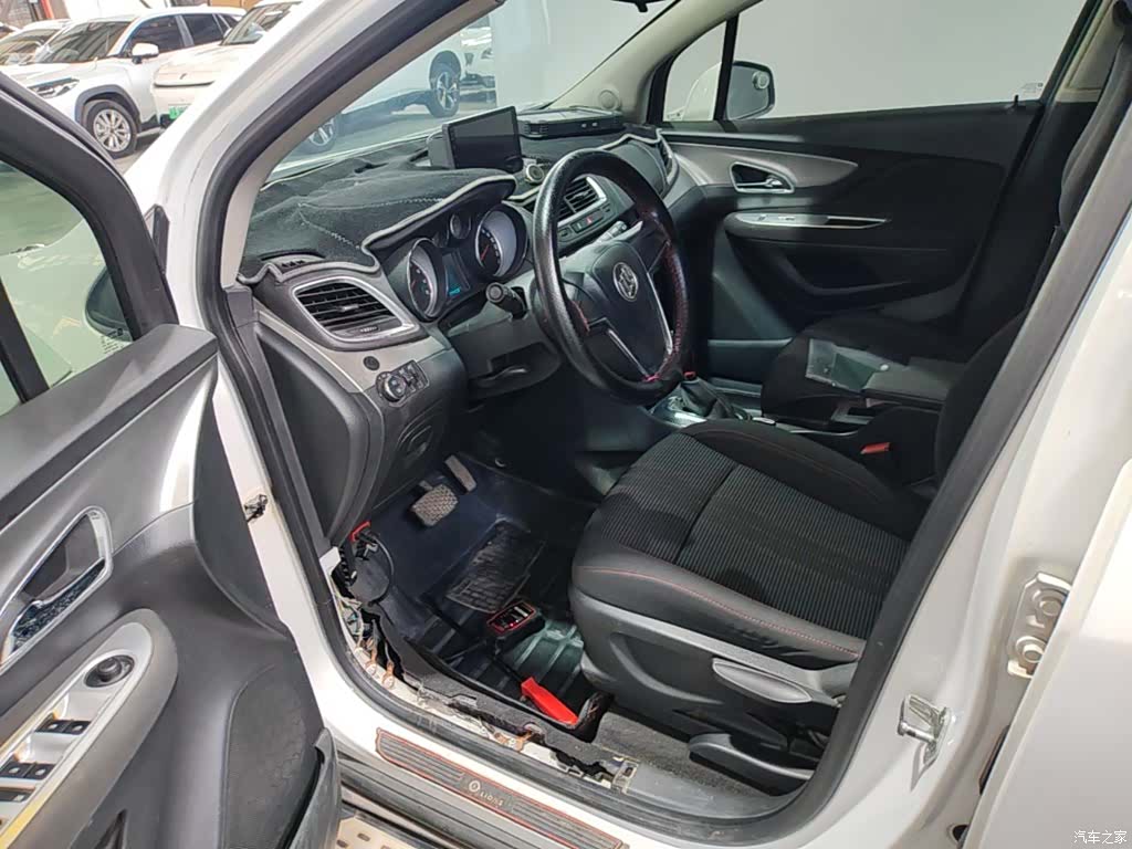 Buick Encore, 2015 11