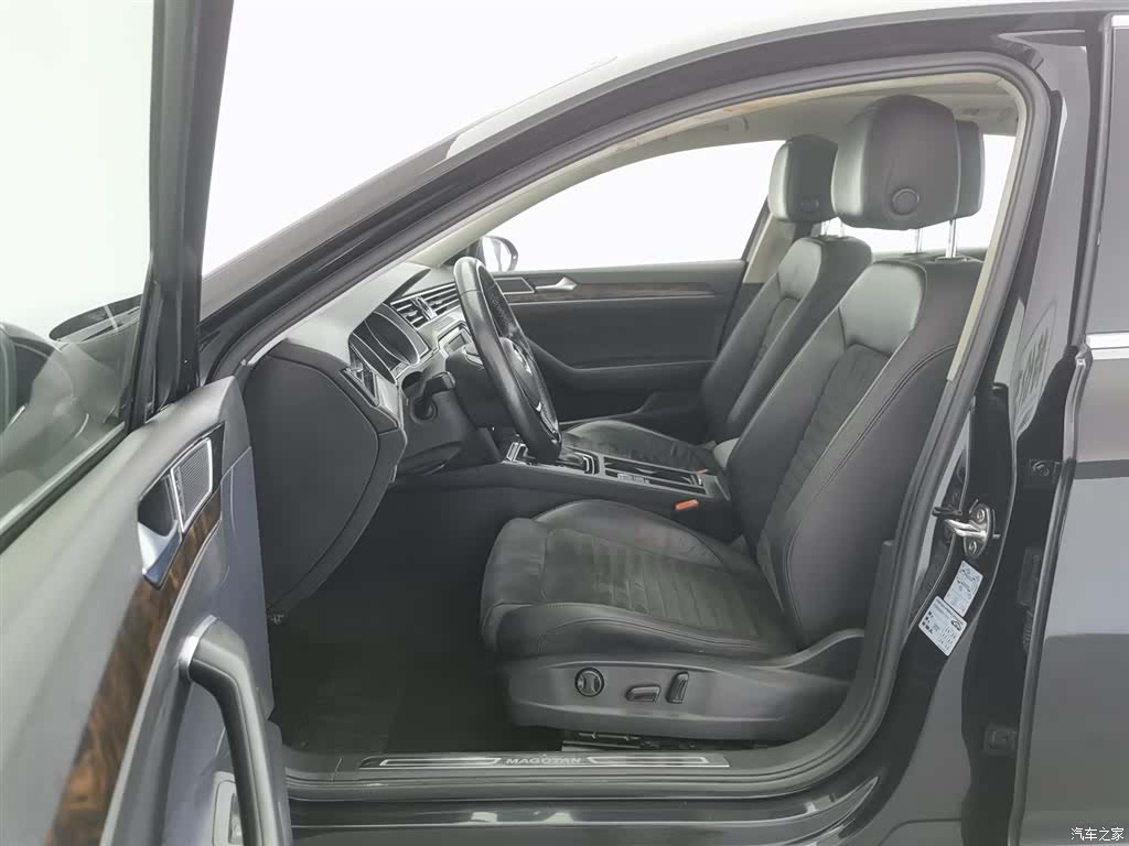 Volkswagen Magotan, 2017 10