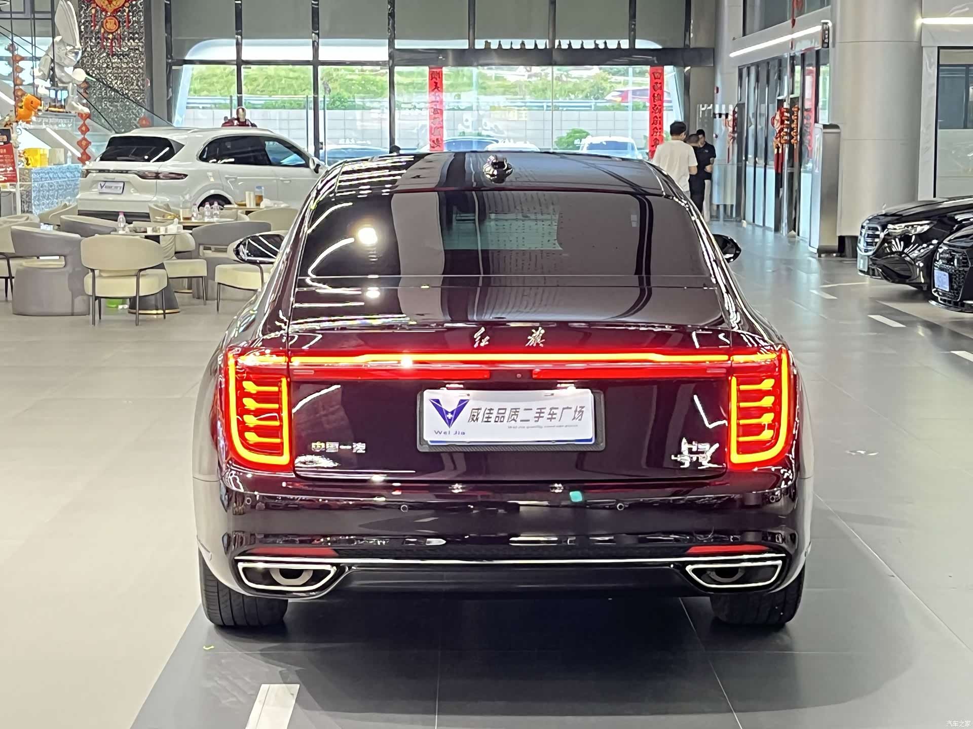 Hongqi H9, 2022 7