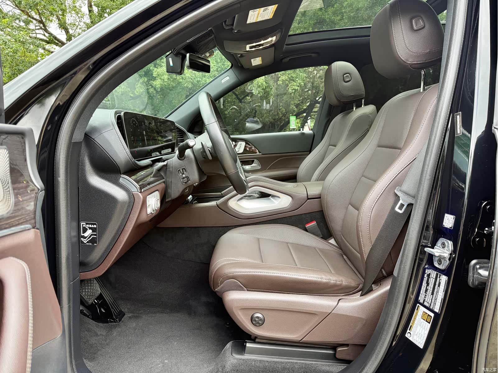 Mercedes-Benz GLS, 2022 все фото