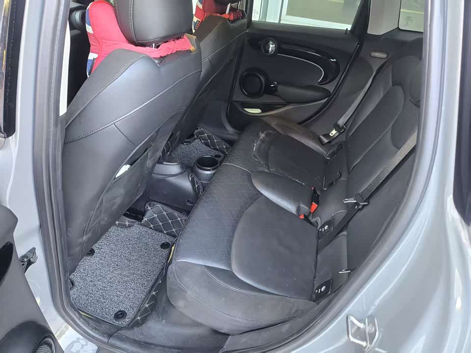 MINI MINI