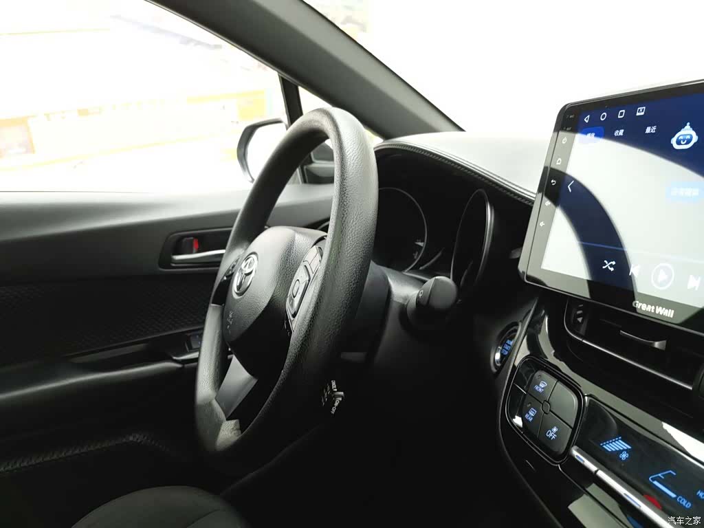 Toyota C-HR, 2020 22