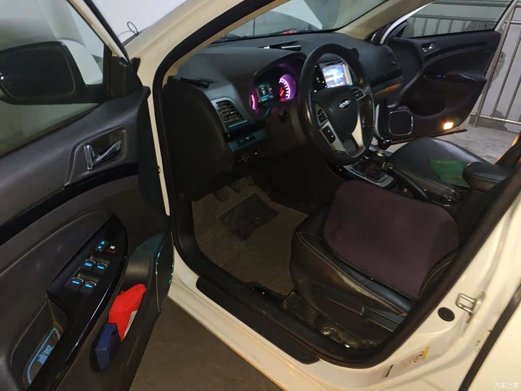 BYD 1.5TI, 2014 17
