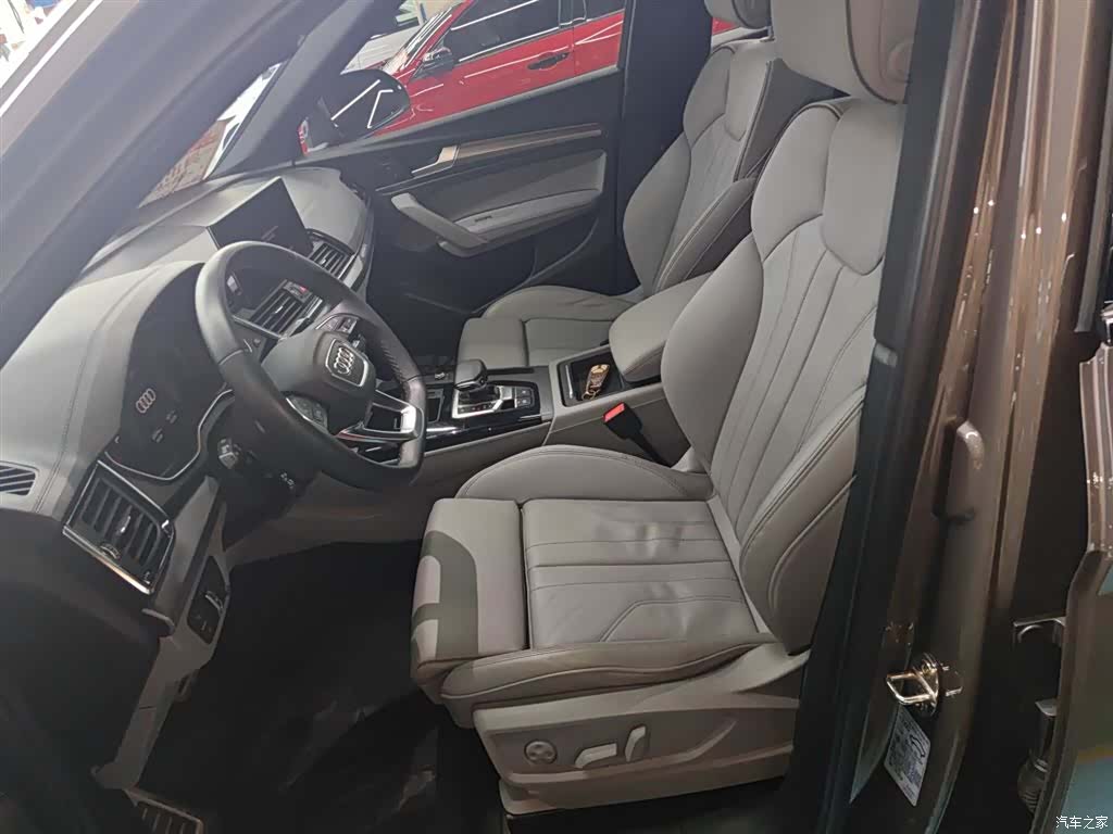 Audi Q5L, 2023 7