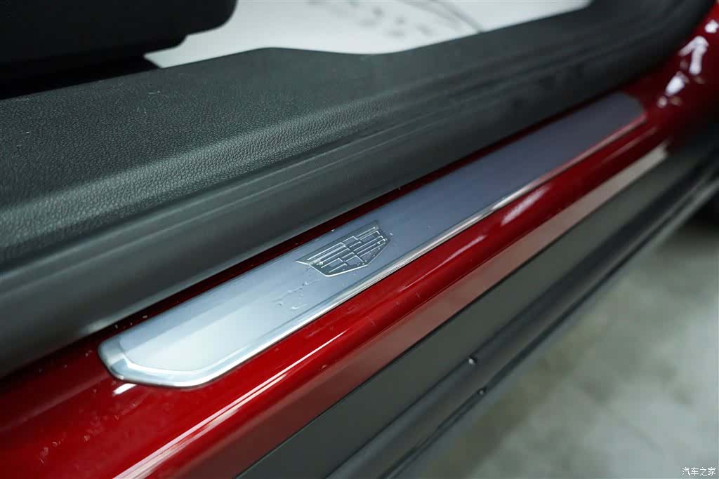 Cadillac XT4, 2023 25