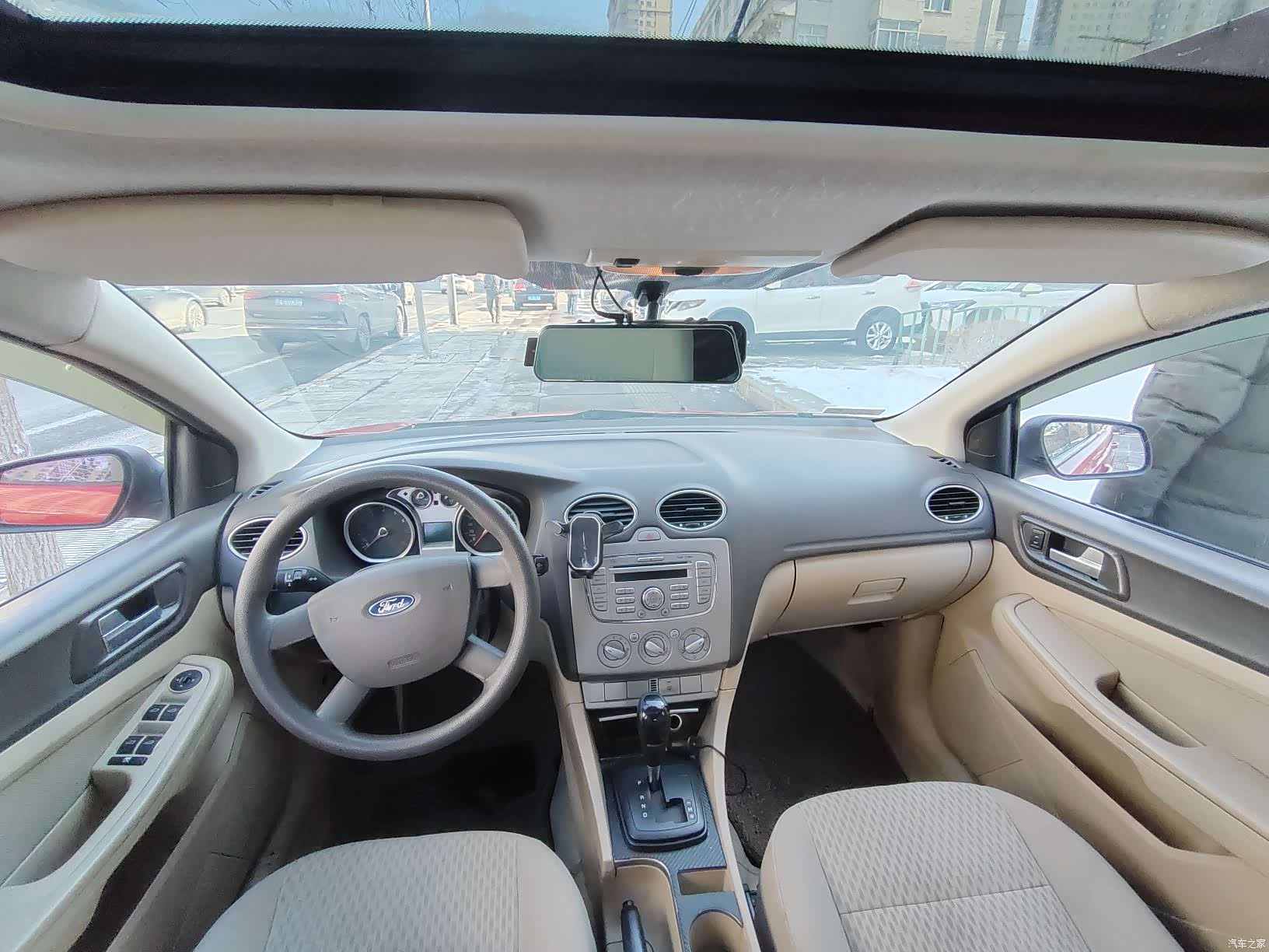 Ford Focus, 2009 8