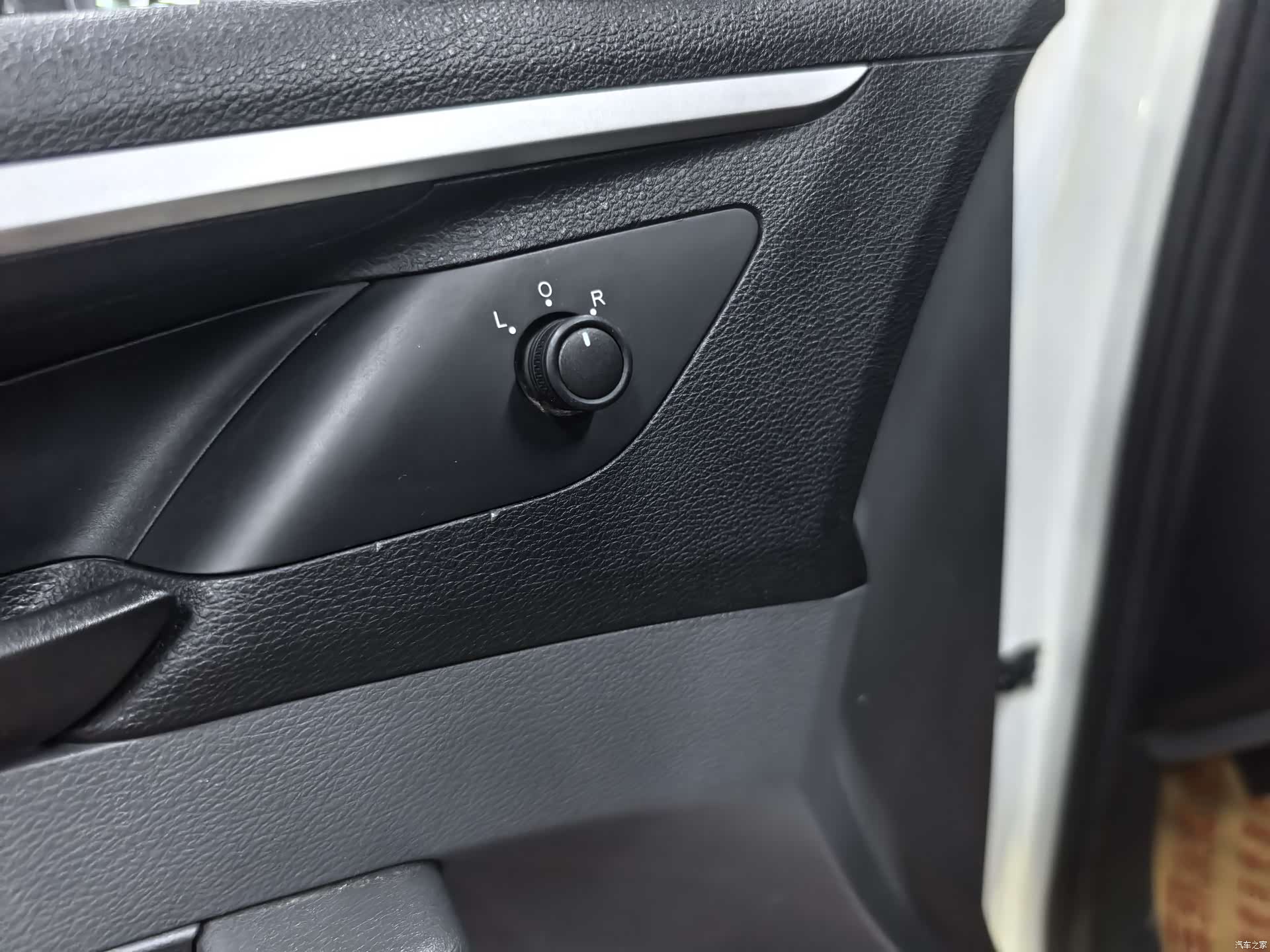 Maxus T60, 2021 8