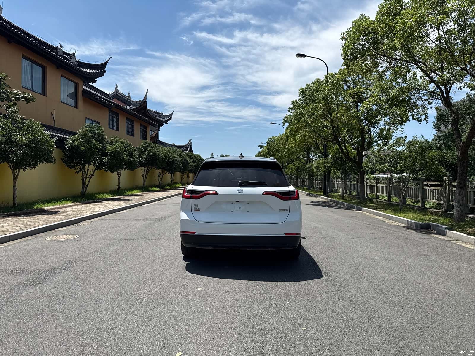 NIO ES8, 2021 6