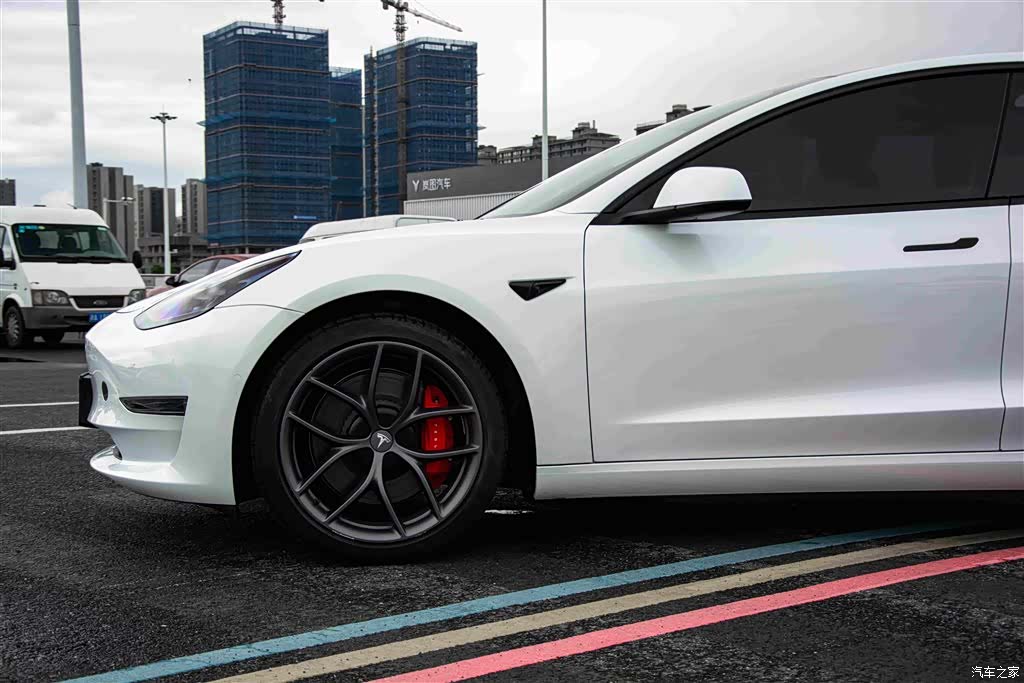 Tesla Model 3, 2022 4