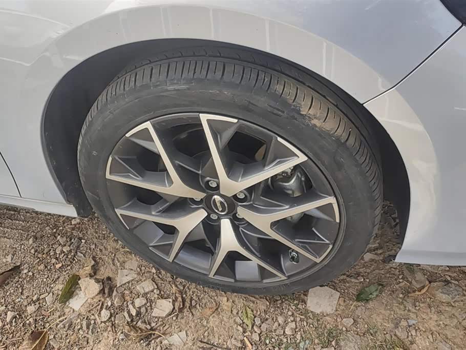 Trumpchi Shadow Leopard