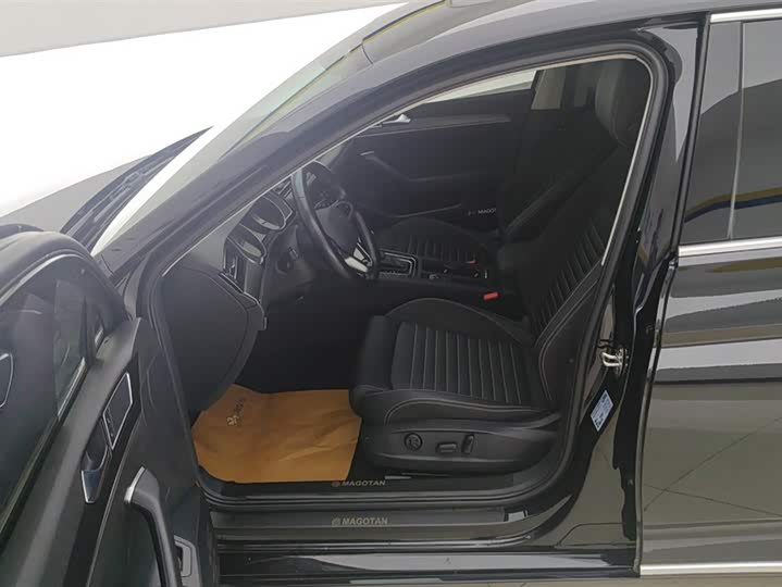 Volkswagen Magotan, 2021 года фото 10