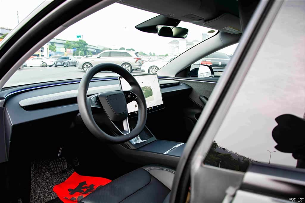 Tesla Model 3, 2024 10