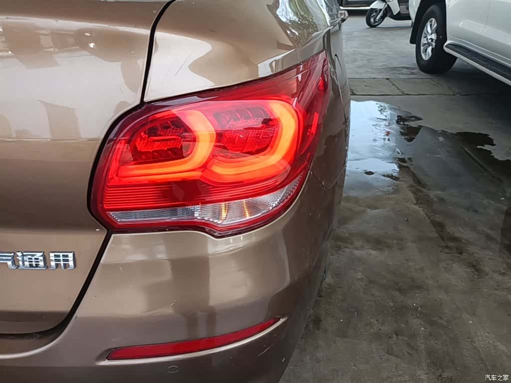 Chevrolet 320, 2018 8