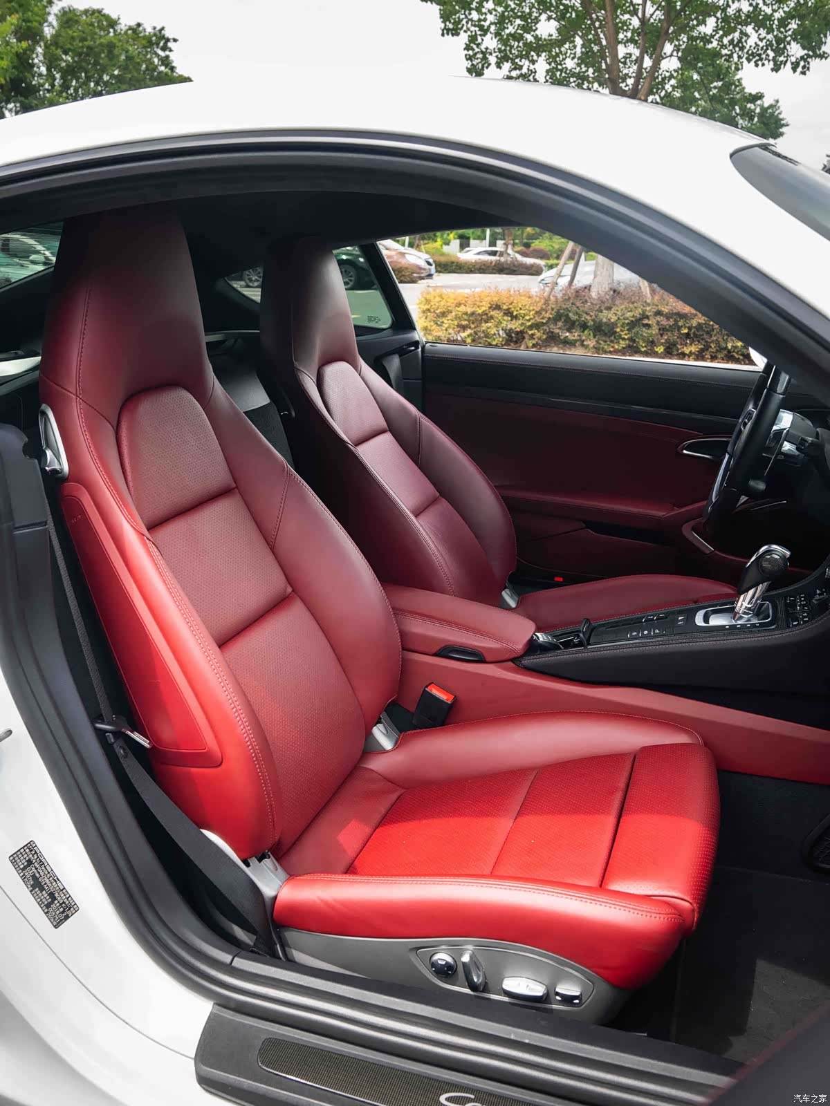 Porsche Cayman, 2018 14