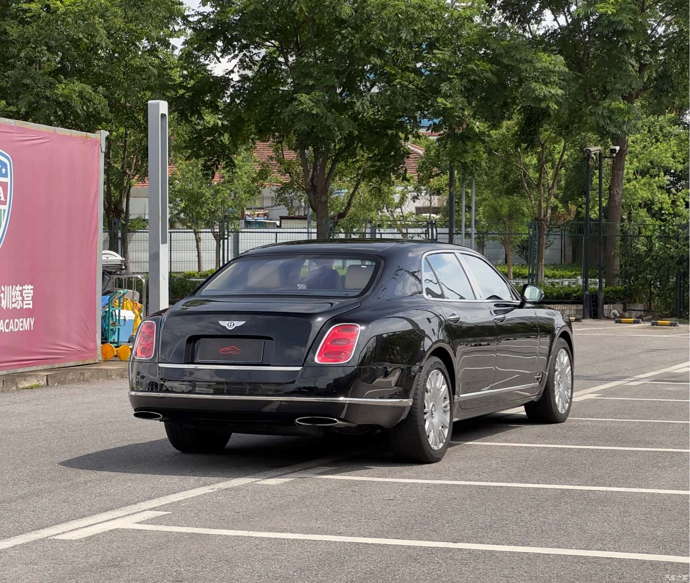 Bentley Mulsanne, 2016 все фото